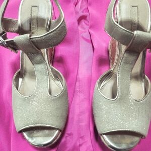 Antonio Melani Elegant wedges